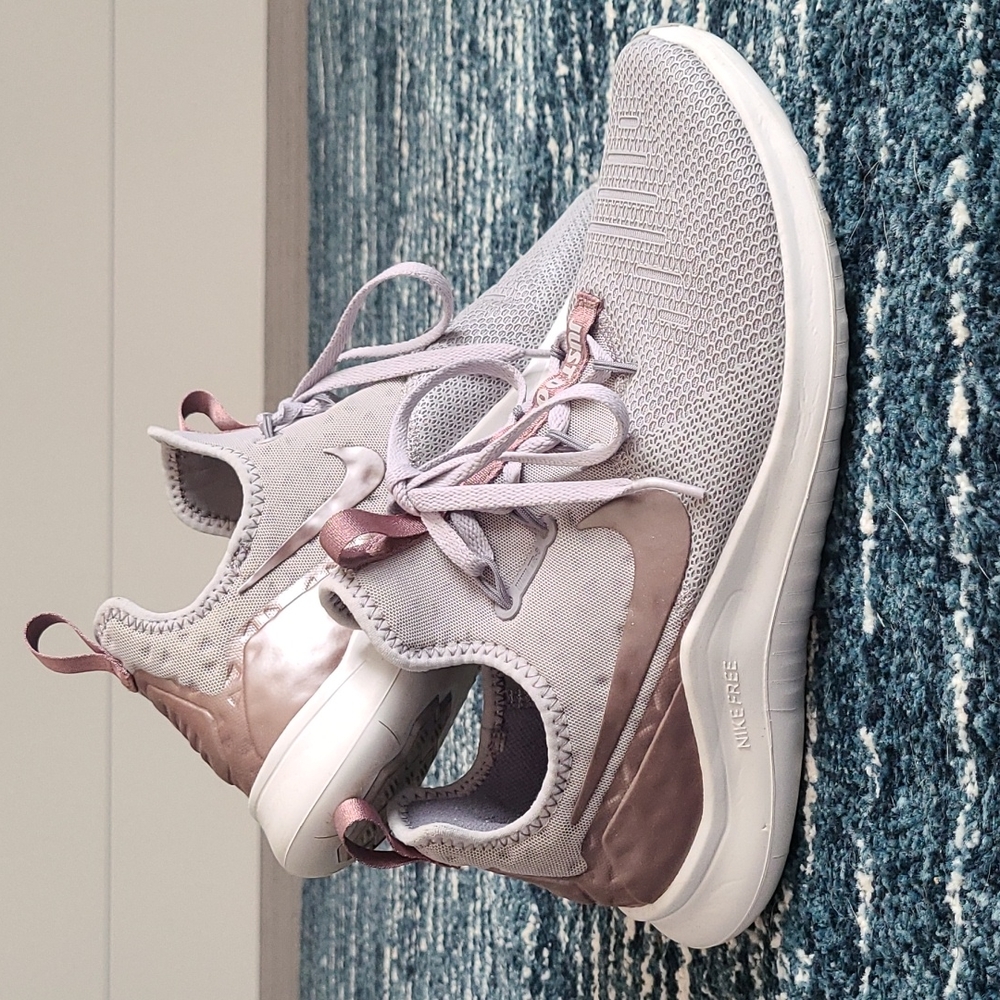 Women's Nike Shoes